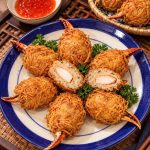 càng cua cuộn khoai môn chiên